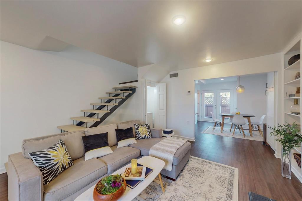 7773 Royal Lane
