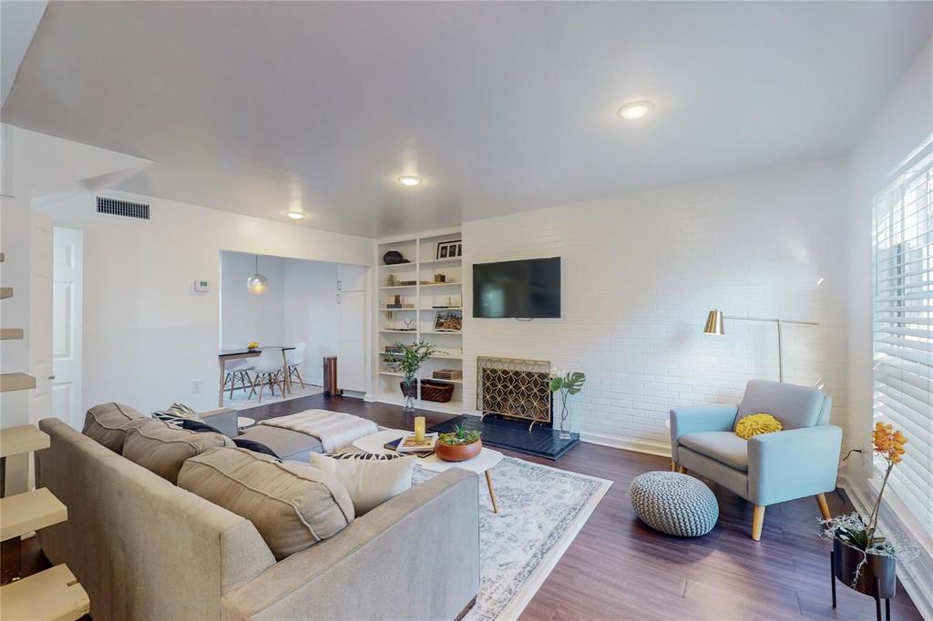 7773 Royal Lane