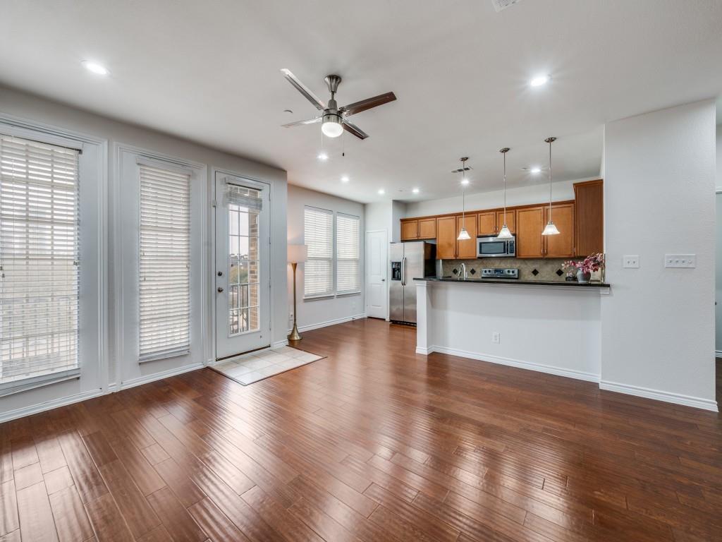 950 Henderson Street