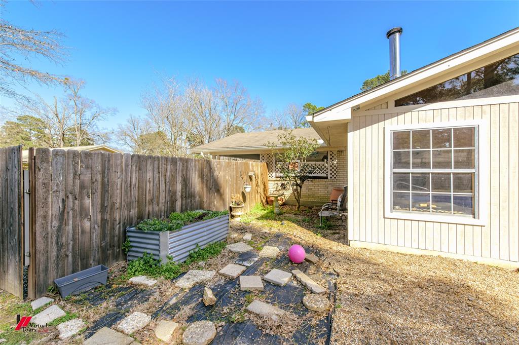 Springhill, Louisiana 71075, United States, 2 Bedrooms Bedrooms, ,2 BathroomsBathrooms,Residential,Active,88734