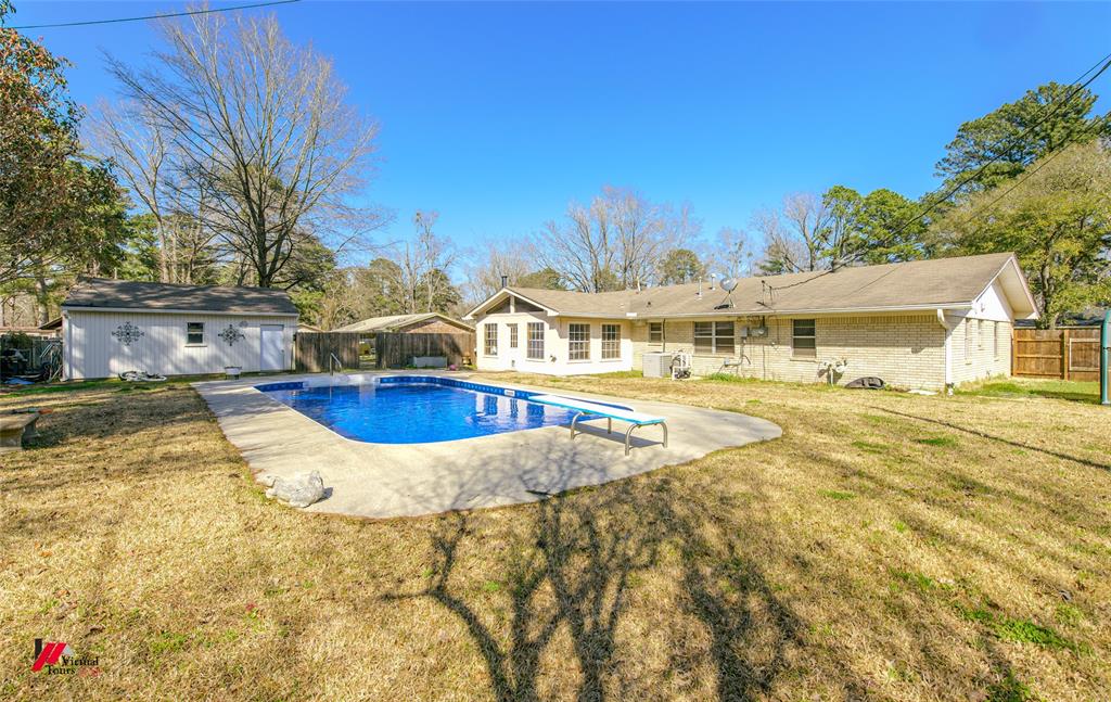 Springhill, Louisiana 71075, United States, 2 Bedrooms Bedrooms, ,2 BathroomsBathrooms,Residential,Active,88734