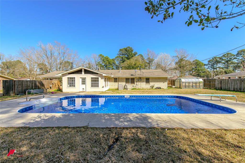 Springhill, Louisiana 71075, United States, 2 Bedrooms Bedrooms, ,2 BathroomsBathrooms,Residential,Active,88734