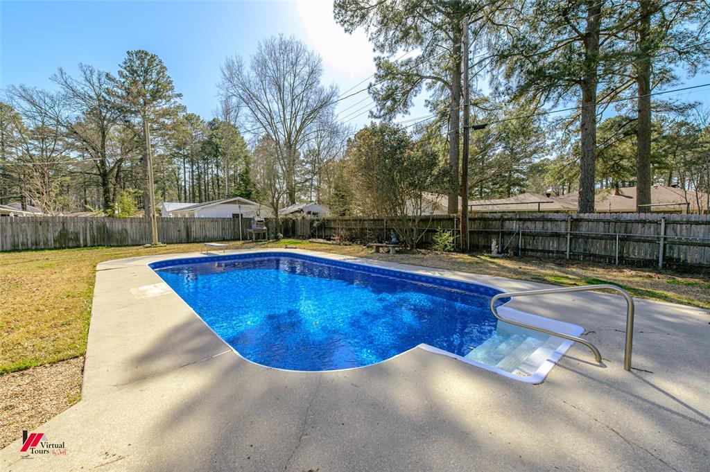 Springhill, Louisiana 71075, United States, 2 Bedrooms Bedrooms, ,2 BathroomsBathrooms,Residential,Active,88734