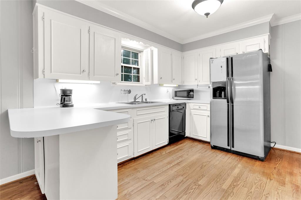 Henderson, Texas 75654, United States, 3 Bedrooms Bedrooms, ,2 BathroomsBathrooms,Residential,Pending,207111