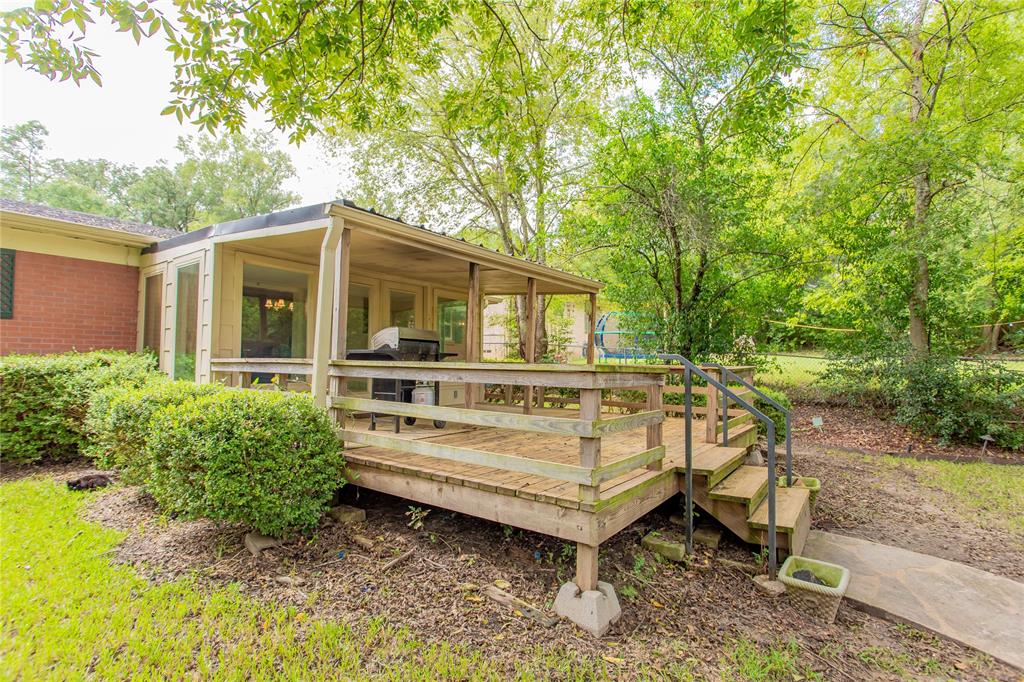 Henderson, Texas 75654, United States, 3 Bedrooms Bedrooms, ,2 BathroomsBathrooms,Residential,Pending,207111