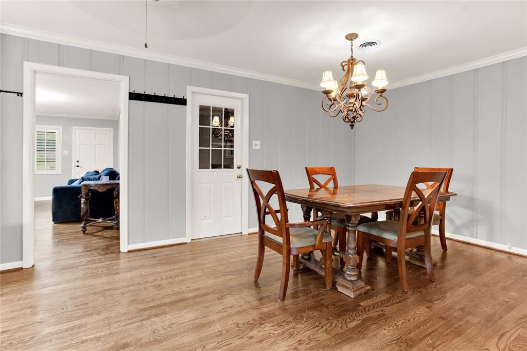 Henderson, Texas 75654, United States, 3 Bedrooms Bedrooms, ,2 BathroomsBathrooms,Residential,Pending,207111