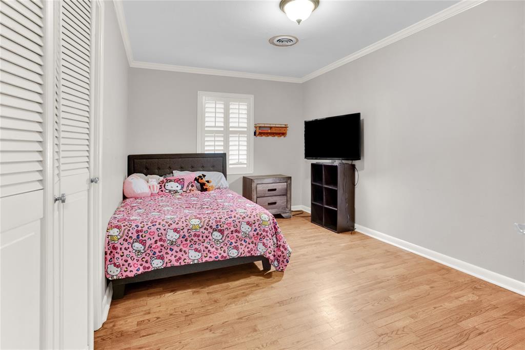 Henderson, Texas 75654, United States, 3 Bedrooms Bedrooms, ,2 BathroomsBathrooms,Residential,Pending,207111