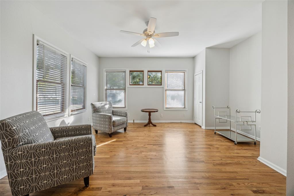 Lawn Place Add - Residential