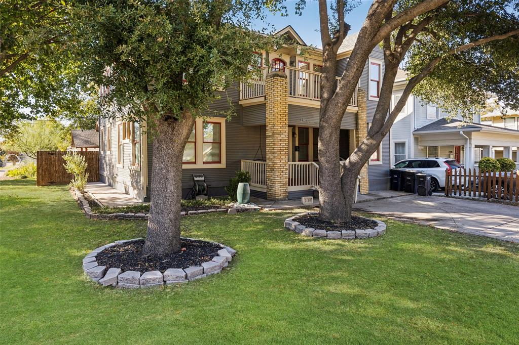 Lawn Place Add - Residential