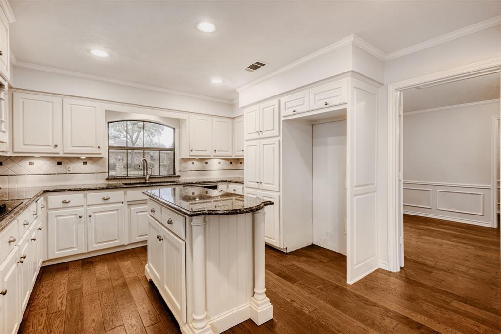 Prestonwood 19 - Residential