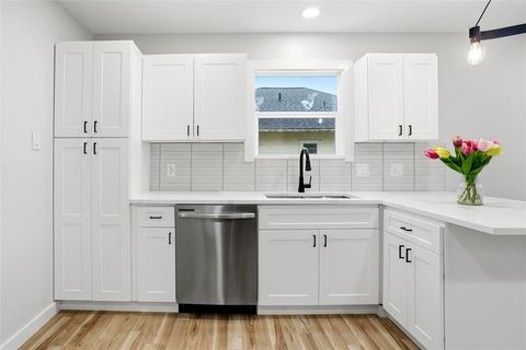 Tiny photo for 317 S Walker Street, Mesquite, TX 75149 (MLS # 21250198)