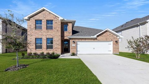 1632 Elle Lane Aubrey TX 76227