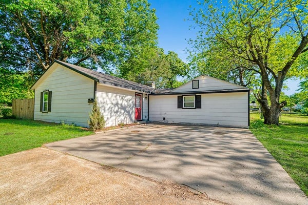 2617 GRAHAM ST, PARIS, TX 75460 - Image ebb46ef88f118cc8e8a45b6bb22b7607/365262619