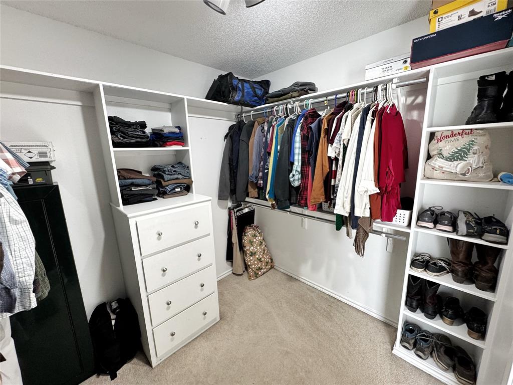 5913 Farm Road 1528