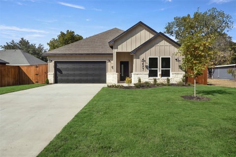 Photo of 2507 Picadilly Boulevard, Mesquite, TX 75149 (MLS # 21402665)