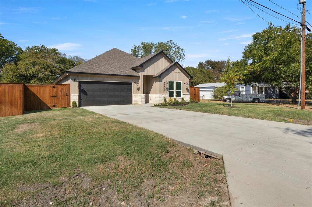 2507 Picadilly Boulevard