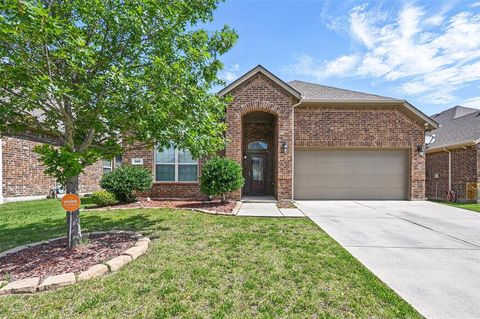 528 England Street Fate TX 75189