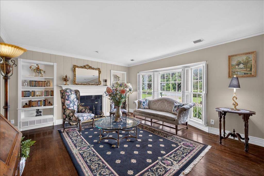 3505 White Settlement Road