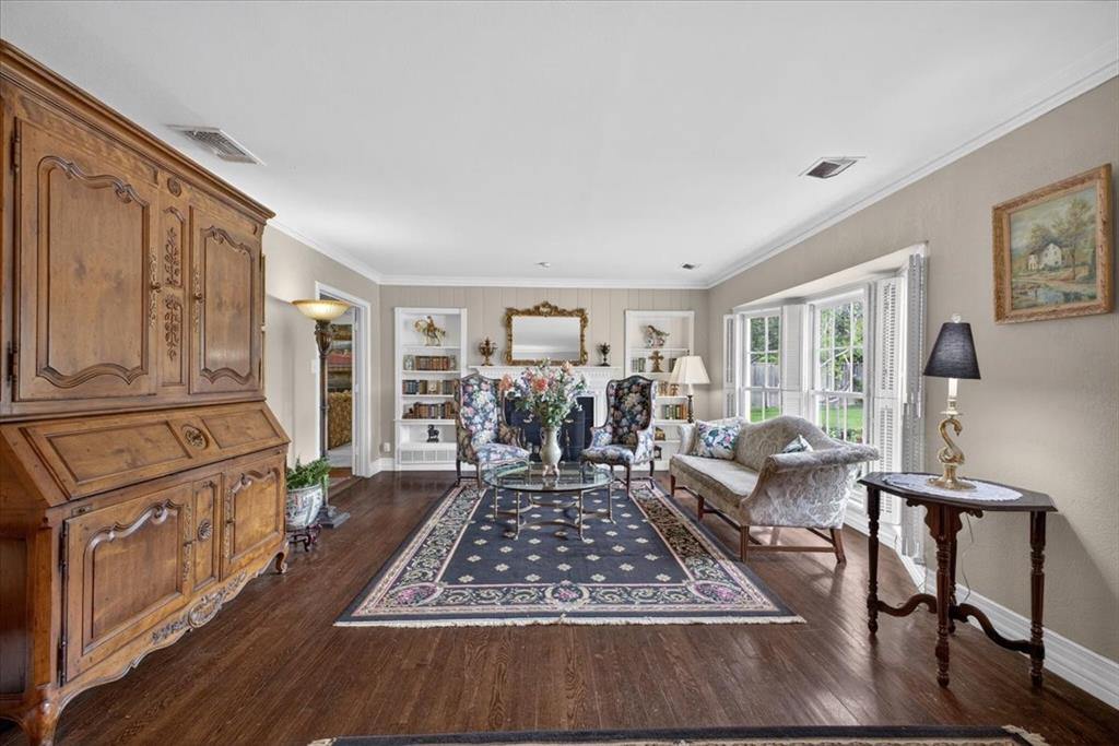 3505 White Settlement Road