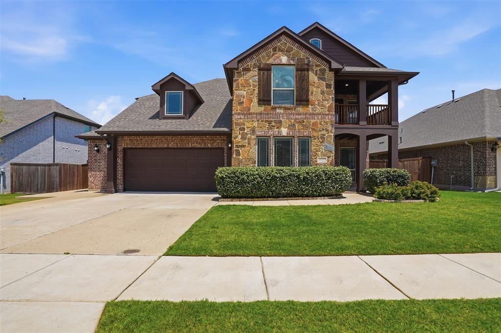 Photo of 1122 Alderwood Drive, Justin, TX 76247 (MLS # 21339203)