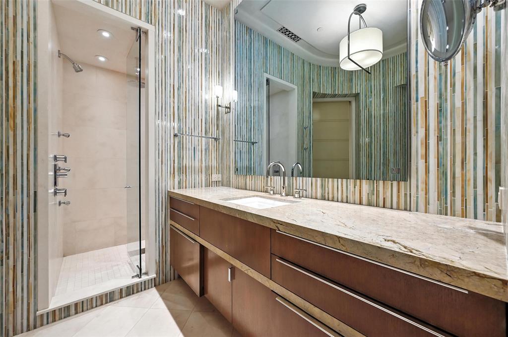 Tower & Regency Row Residence Condo - Residential