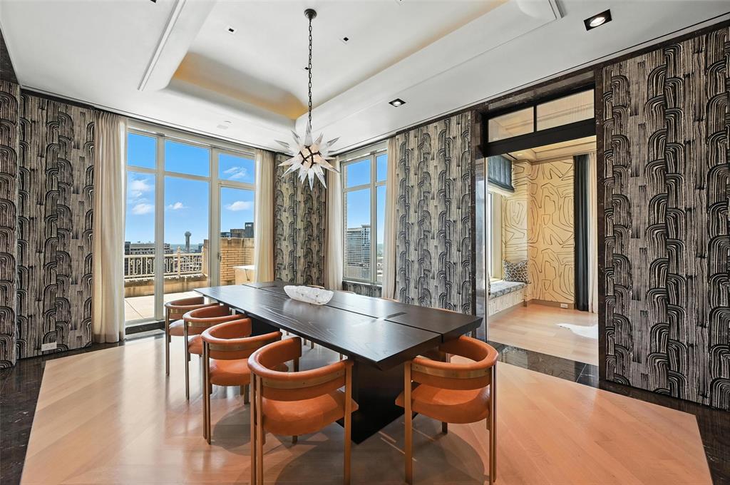 Tower & Regency Row Residence Condo - Residential