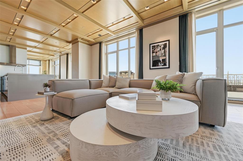 Tower & Regency Row Residence Condo - Residential