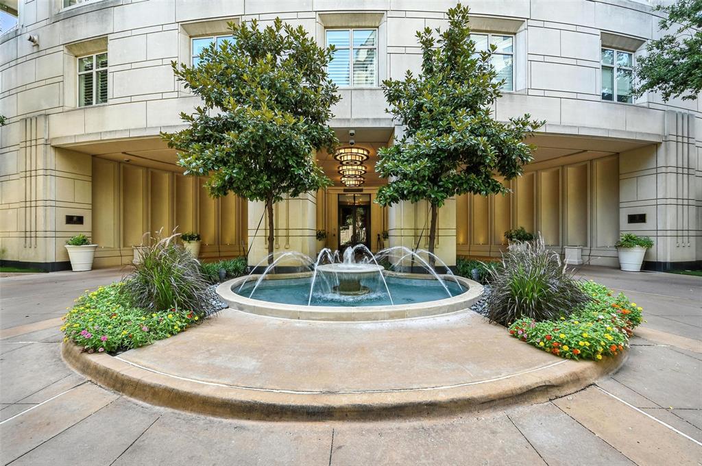 Tower & Regency Row Residence Condo - Residential