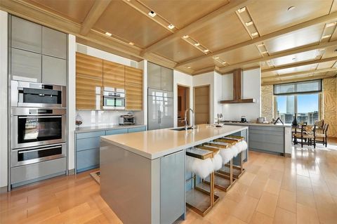 Tiny photo for 2555 N Pearl Street #2200, Dallas, TX 75201 (MLS # 21009796)