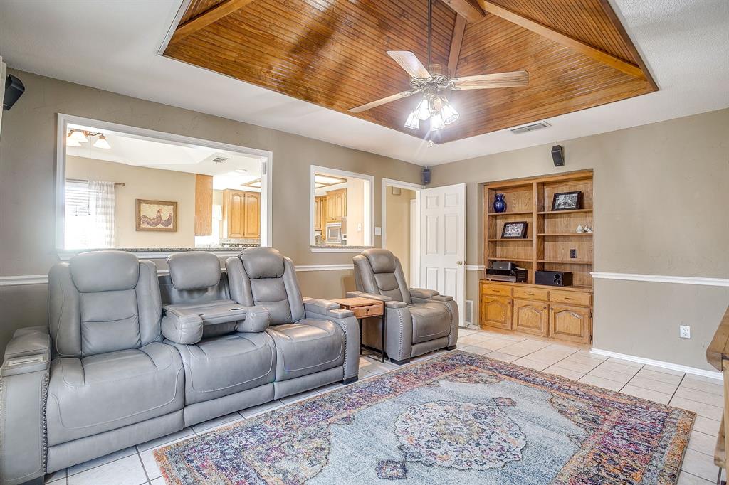 Shane Meadow Add - Residential