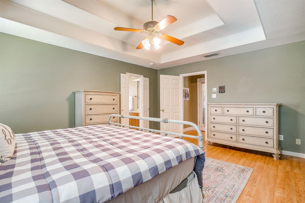 Shane Meadow Add - Residential