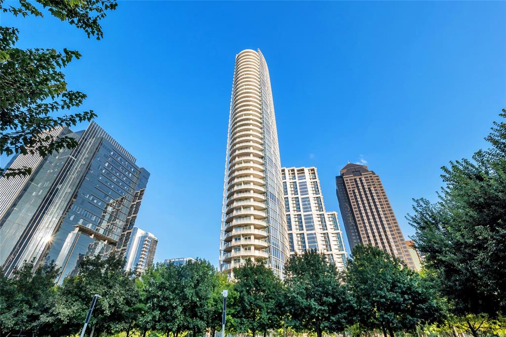 Museum Tower Condo - Residential