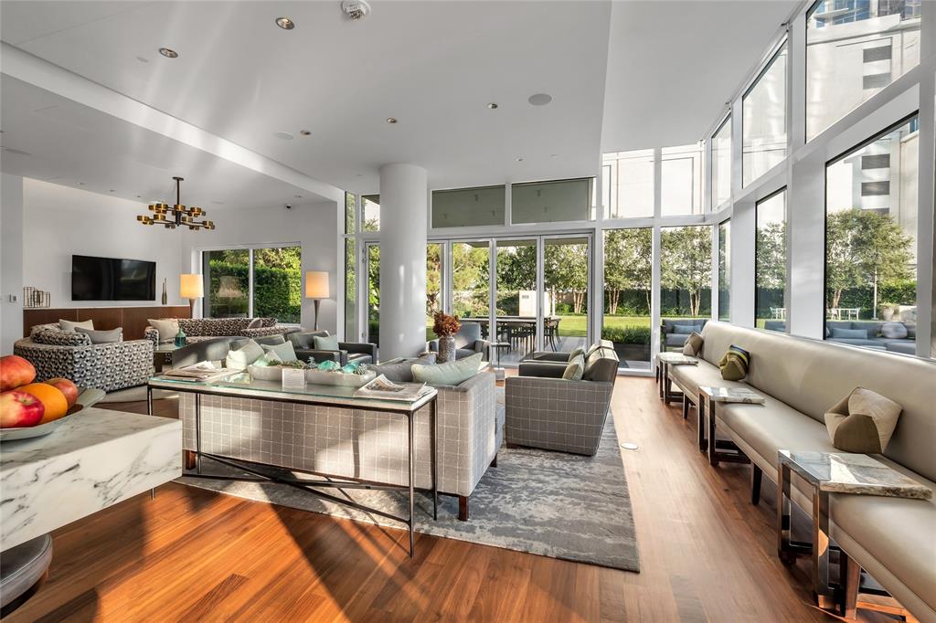 Museum Tower Condo - Residential