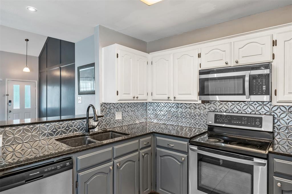 Rainbow - Residential