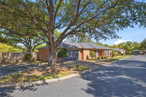 3824 Brookhaven Circle Fort Worth TX 76109