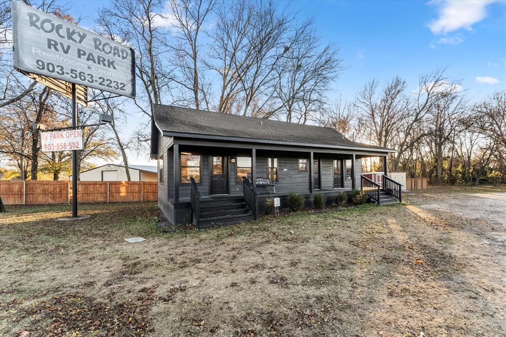 MT PLEASANT - Commercial Sale