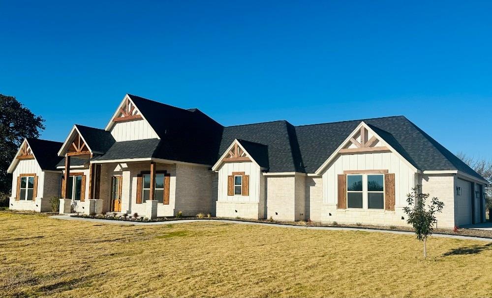 215 SALT CREEK Court