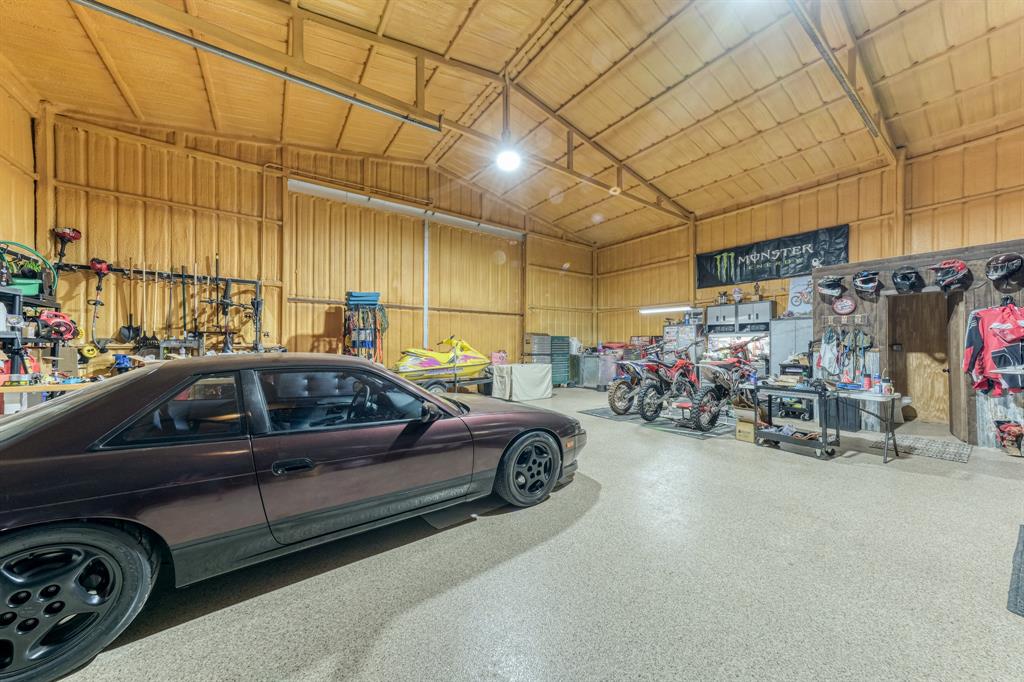 T & P Rr Co Surv Abs 1484 Sec - Residential