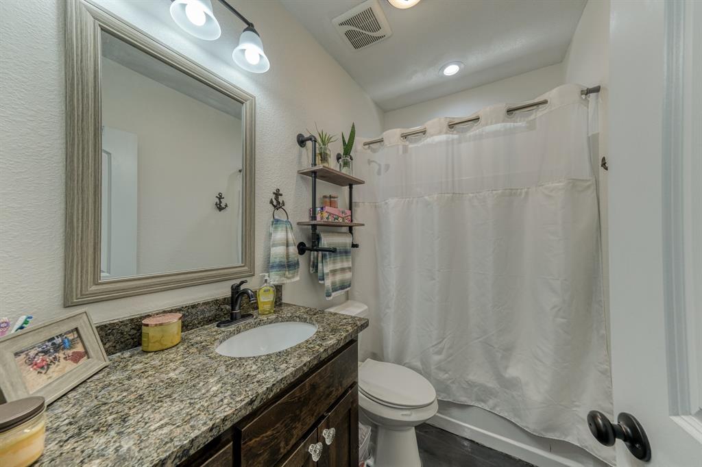 T & P Rr Co Surv Abs 1484 Sec - Residential