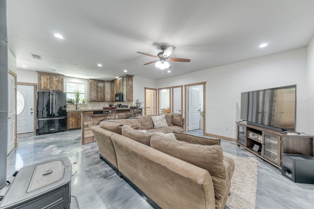 T & P Rr Co Surv Abs 1484 Sec - Residential