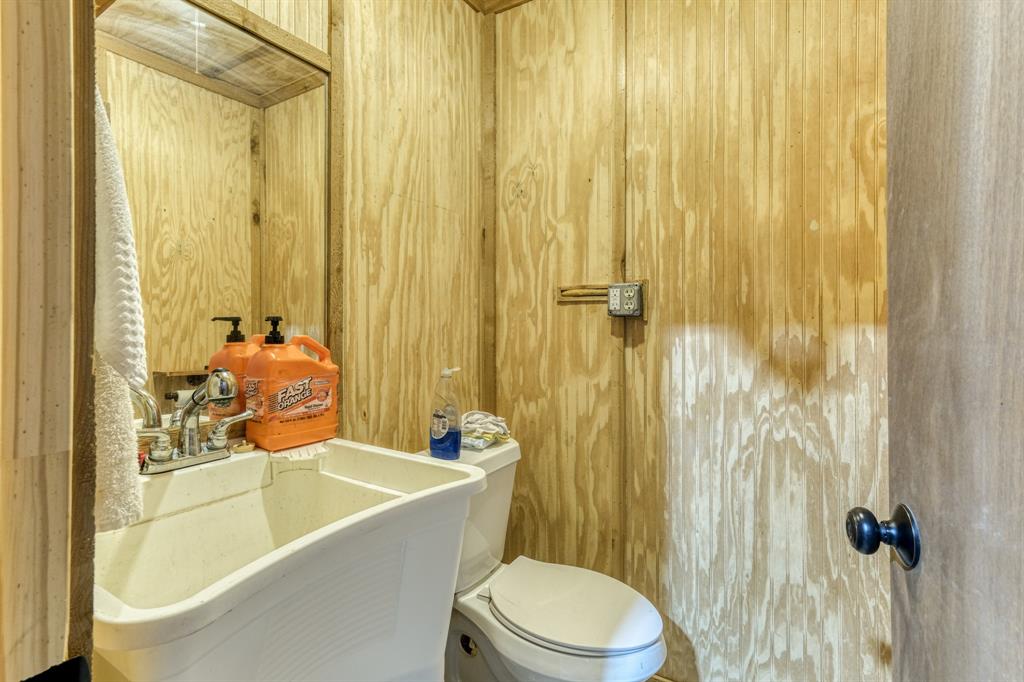 T & P Rr Co Surv Abs 1484 Sec - Residential