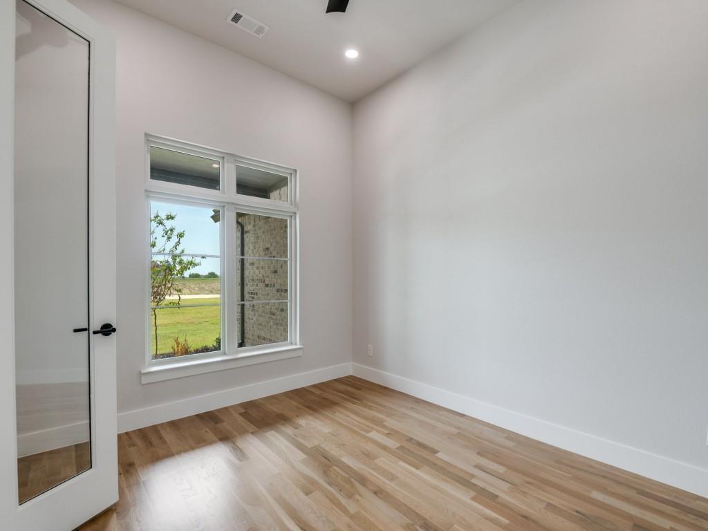 Mesquite, Texas 75126, United States, 4 Bedrooms Bedrooms, ,5 BathroomsBathrooms,Residential,Active,200957