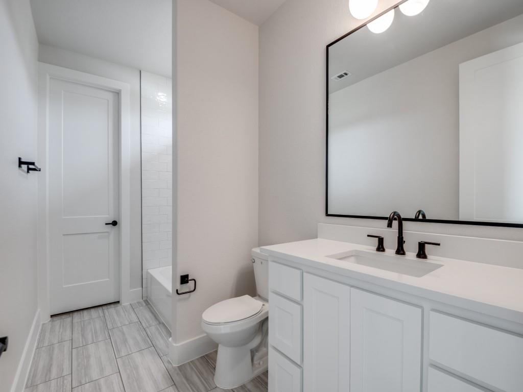 Mesquite, Texas 75126, United States, 4 Bedrooms Bedrooms, ,5 BathroomsBathrooms,Residential,Active,200957