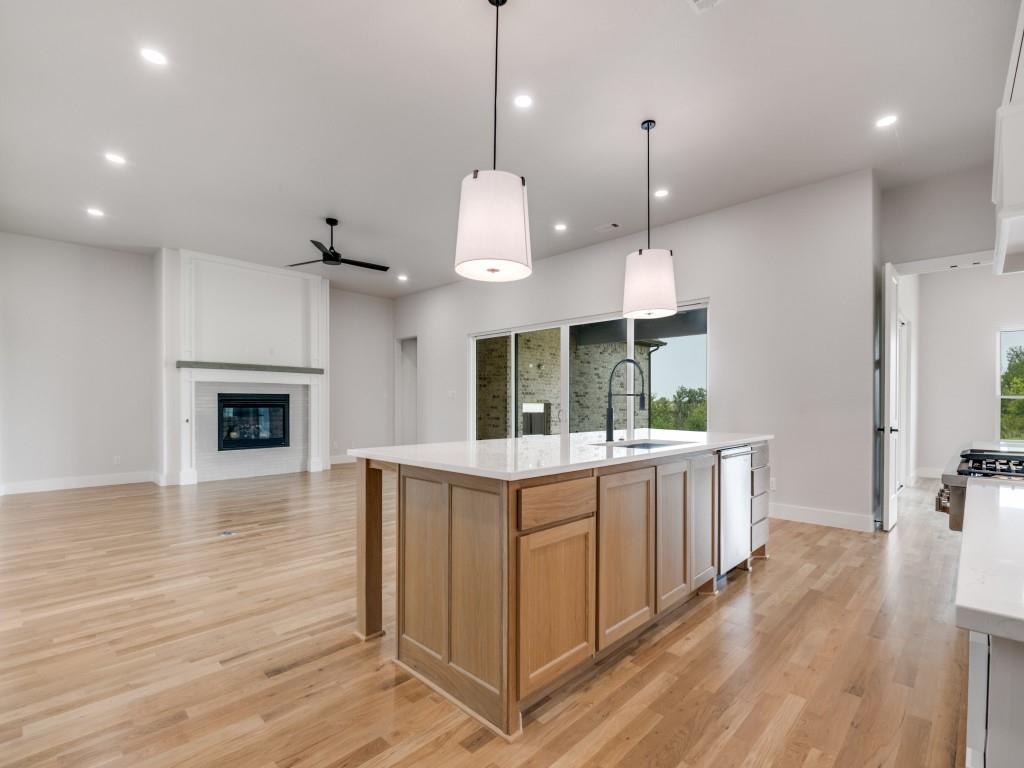 Mesquite, Texas 75126, United States, 4 Bedrooms Bedrooms, ,5 BathroomsBathrooms,Residential,Active,200957