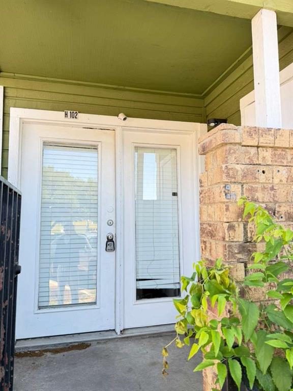 Richland Trace Condo Ph III - Residential