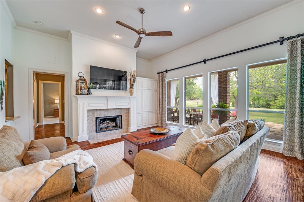 2841 WINDING CREEK Road