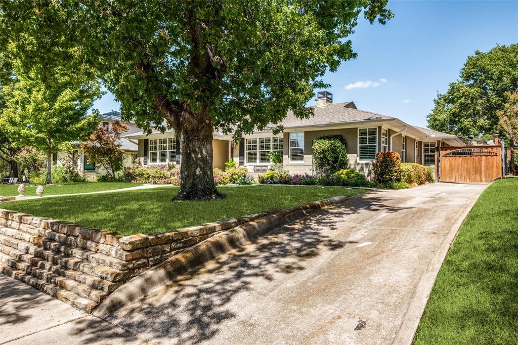6707 Southridge Drive