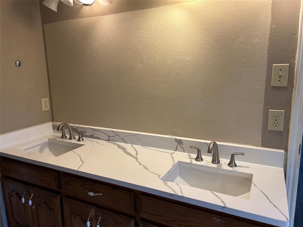 Sachse West Estates - Residential Lease