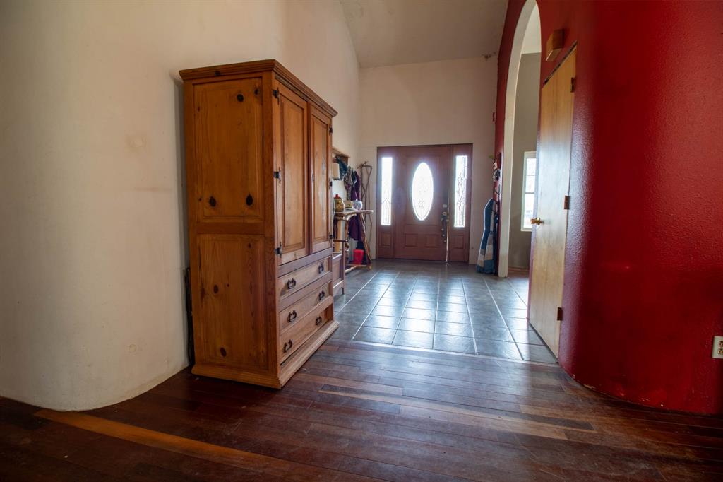 5562 Cedar Creek Drive