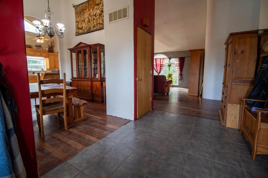 5562 Cedar Creek Drive